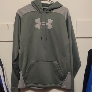 Under Armour Hoodie
